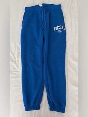 Charlotte Russe Women's Blue Joggers-Size M